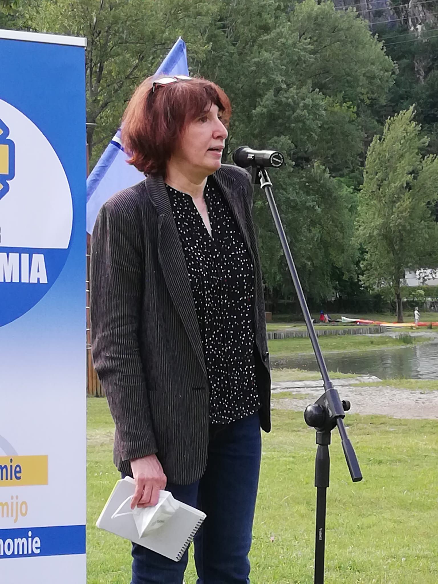 Stefania Garlatti-Costa del Comitato Arca-Assieme resistiamo contro l’autostrada